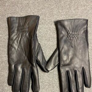 Ladies Isotoner Leather & Nylon Gloves - Black - Size: L/XL